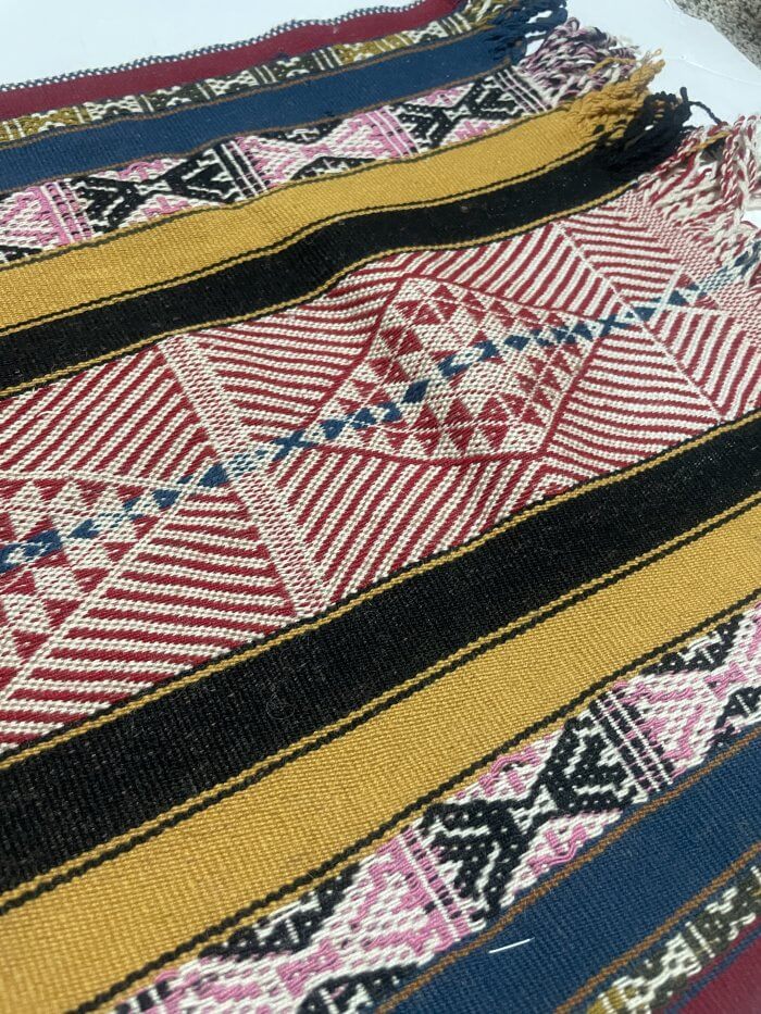 Rare, Saqas Tikas Runner - Image 3
